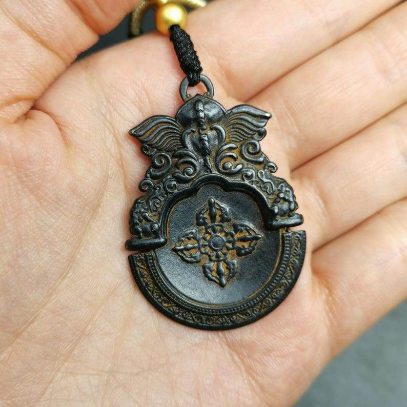 Vajra Amulet - Thokcha Pendant - Tibetan Buddhist amulet, view 5