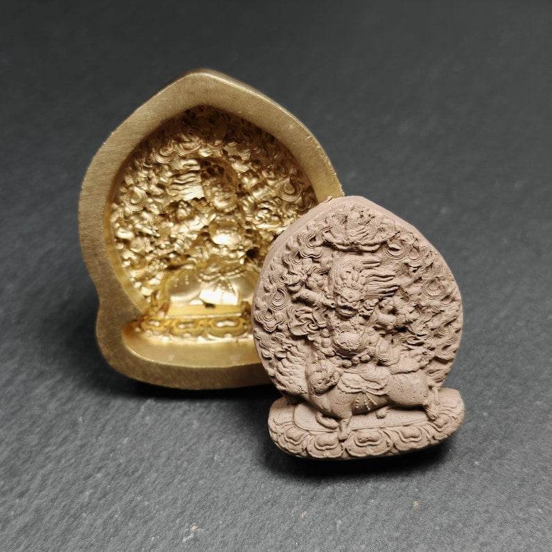 Tsa Tsa Mold,Wrathful Guru Rinpoche,5cm Height - Tibetan tsa tsa mold, front view