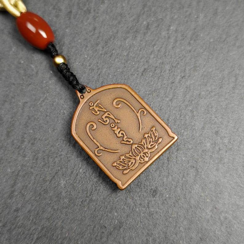 Statue Pendant,Vajrapani Amulet Badge - Tibetan Buddhist amulet, detailed view