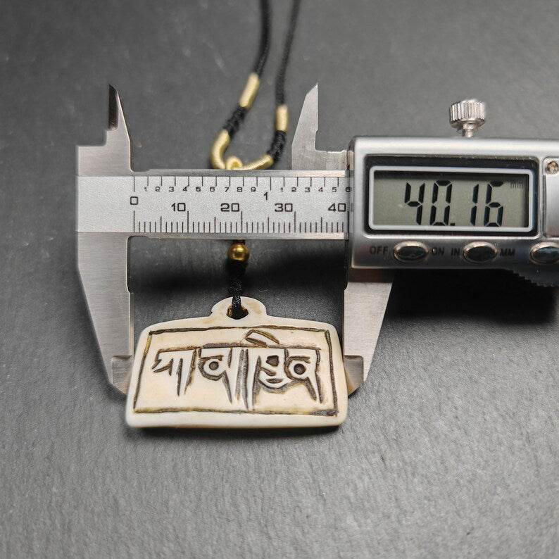 Amulet Badge with Tibetan Letters Karmapa - Tibetan Buddhist amulet, view 9