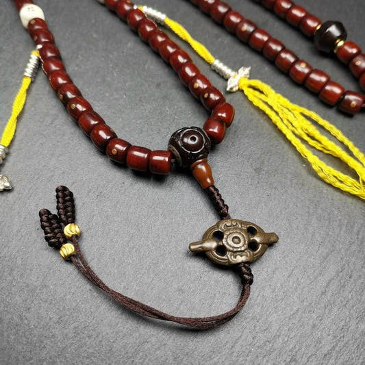 8mm 108 Mala Necklace,Prayer Beads - Tibetan Buddhist mala beads, detailed view