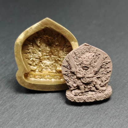 Vajrakilaya Tsa Tsa Mold,4.5cm Height - Tibetan tsa tsa mold, front view