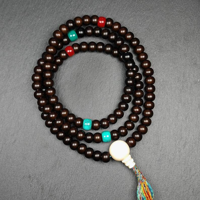 Prayer Beads,9.6mm Bodhi Root Bead Mala - Tibetan Buddhist mala beads, close-up detail