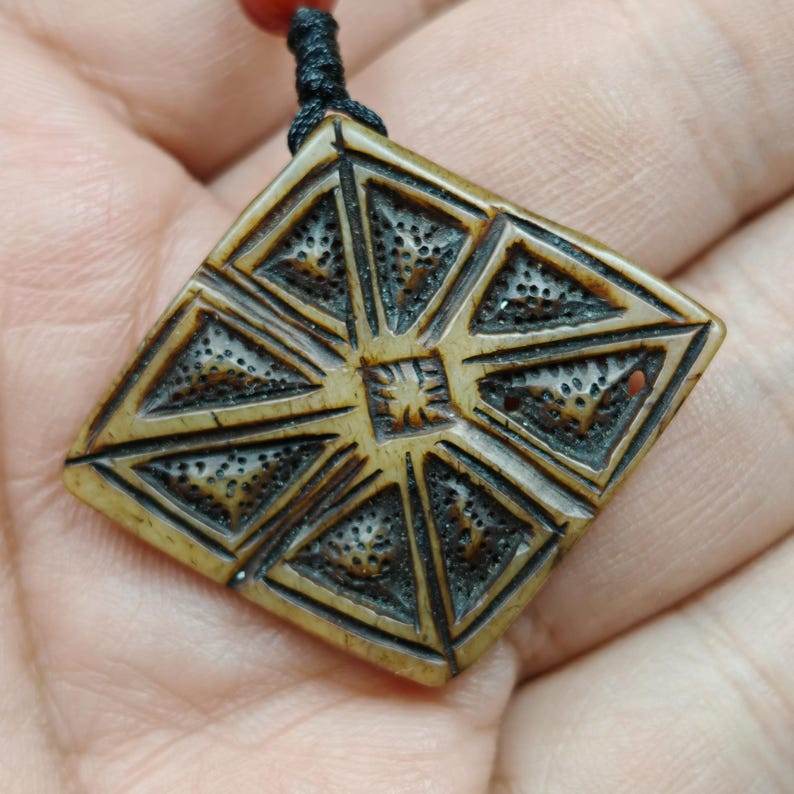 Vajra Mandala Kapala Pendant 38mm - Tibetan Buddhist vajra, view 7