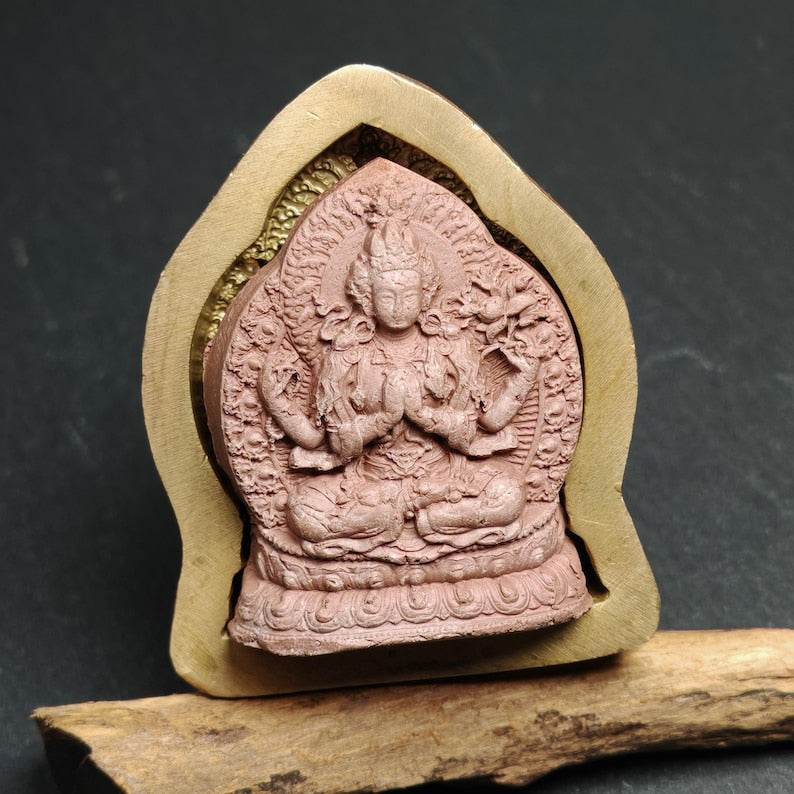 Chenrezig Tsa Tsa Mold,4.5cm Height - Tibetan tsa tsa mold, detailed view