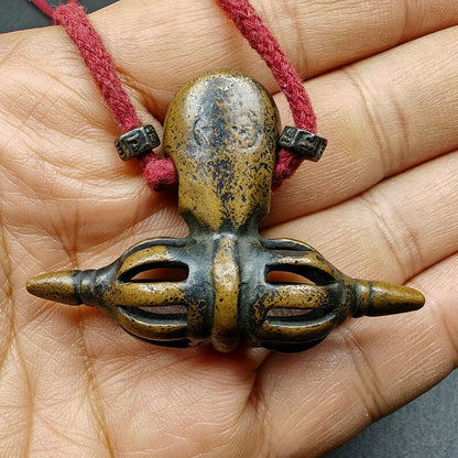 Authentic Old Citipati Skull Vajra Amulet,Gandhanra Tibetan Buddhism Protective Chram,Spiritual Necklace,53×38mm