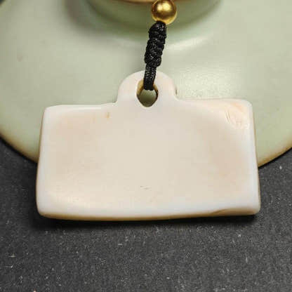 Amulet Badge with Tibetan Letters Karmapa - Tibetan Buddhist amulet, view 7