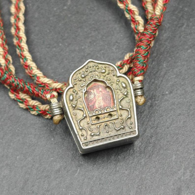 Tibetan Gau Box Amulet,Mini Ghau Shrine,Portable Tibetan Buddhist Altar Necklace - Tibetan Buddhist bead necklace, view 4