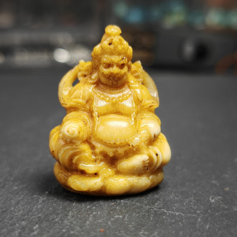 Gandhanra Antique Consecrated Tibetan Buddha statue - Yellow Jambhala(Dzambhala),Carved from Deer Antlers,40mm × 30mm × 20mm