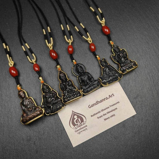 Buddha Statue Amulet, Pendant - Tibetan Buddhist amulet, front view