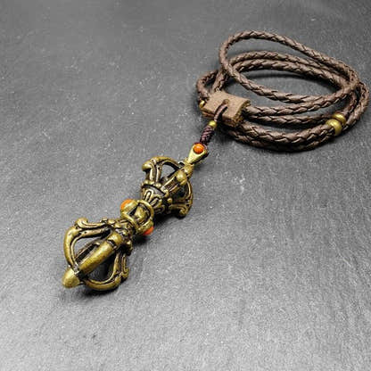 Vajra Dorje Amulet - 2.0 Inches - Tibetan Buddhist amulet, detailed view