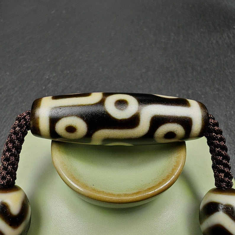 Tibetan Dzi Necklace,9 Eyes Dzi + 2 Wave Darlo Dzi Beads Amulet