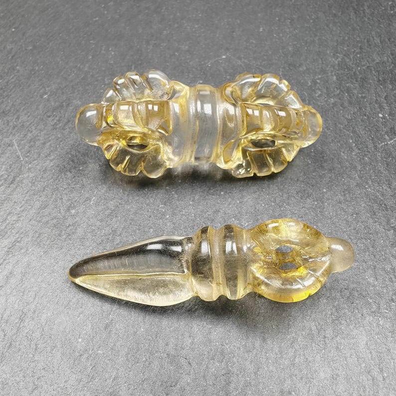 Crystal Dorje Vajra / Phurba Amulet Tibetan Dharma Ritual Implement - Tibetan Buddhist amulet, close-up detail