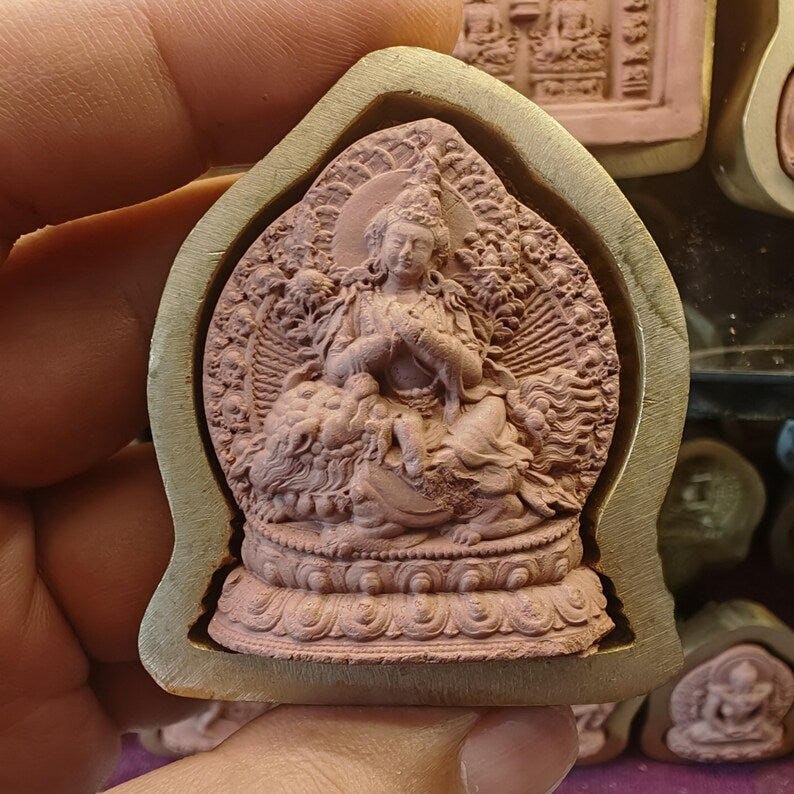 Lion Manjusri Tsa Tsa Mold - Tibetan tsa tsa mold, front view