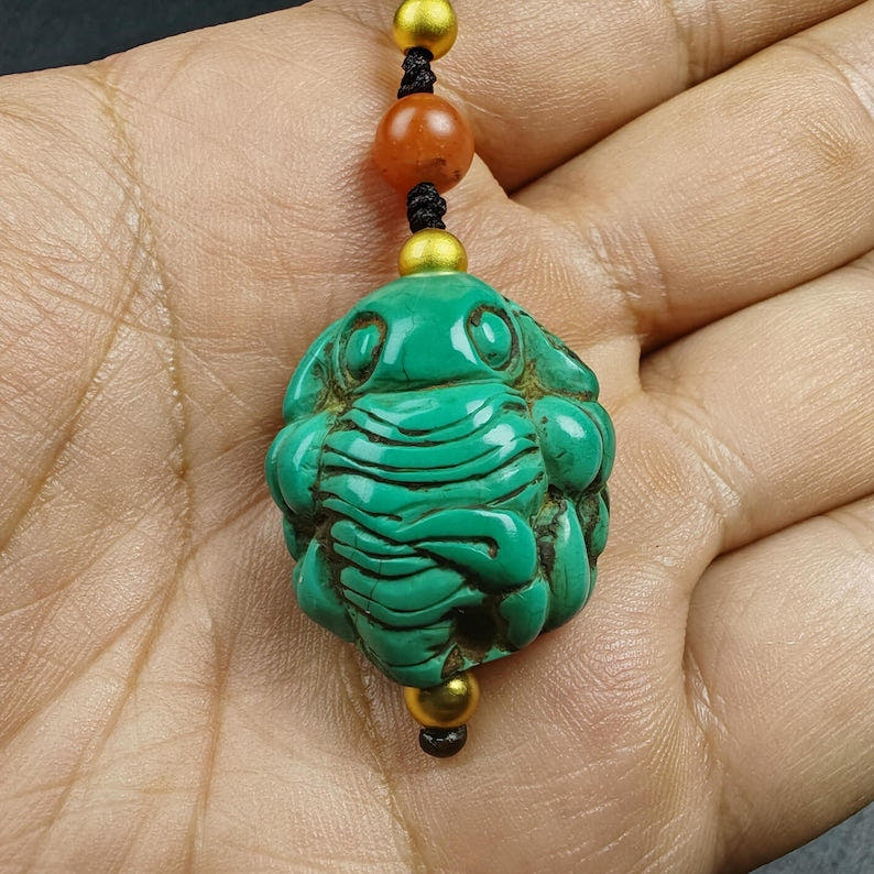 Old Turquoise Tibetan Scorpion Amulet, 27 - Tibetan Buddhist amulet, detailed view