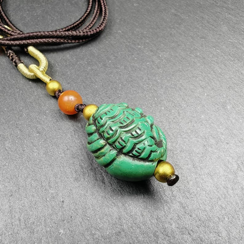 Old Turquoise Tibetan Scorpion Amulet,21 - Tibetan Buddhist amulet, view 5