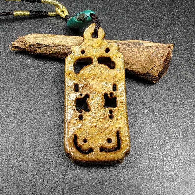 Kapala Amulet - Dorje Phurba Vajrakilaya - Tibetan Buddhist amulet, size reference