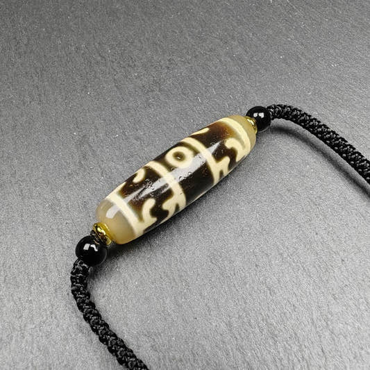 Tibetan Guru Rinpoche Three Realms Dzi Bead Amulet,38 - Tibetan dzi bead, front view