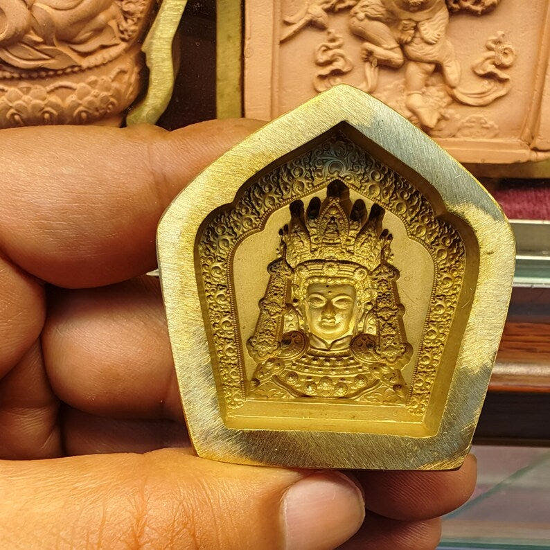 Jowo Shakyamuni Tsa Tsa Mold - Tibetan tsa tsa mold, detailed view