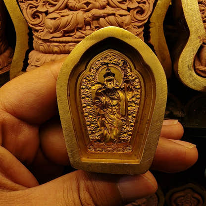 Guru Rinpoche Dewa Chenpo Tsa Tsa Mold - Tibetan tsa tsa mold, detailed view
