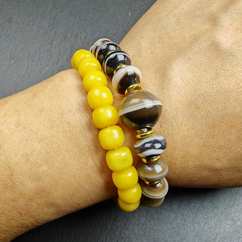 Wrist Mala | 11mm Medicine Buddha Dzi Bracelet