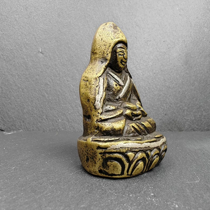 Guru Rinpoche Statue | 6cm Height | Silver Inlaid