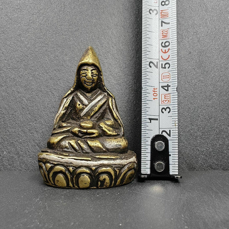 Guru Rinpoche Statue - Tibetan Buddhist statue, view 9