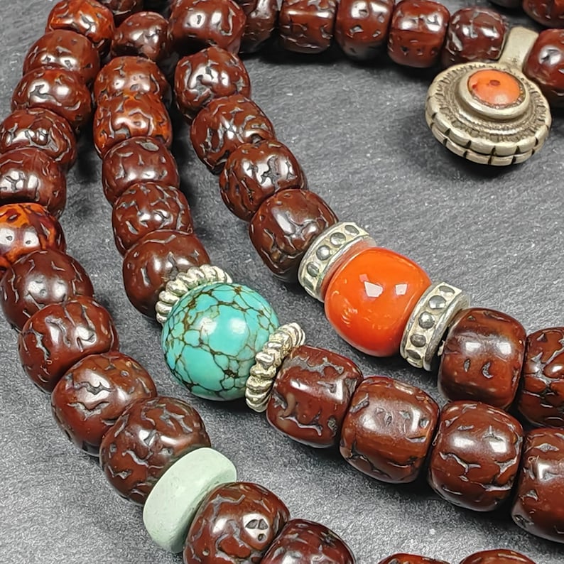 Authentic 8mm Rudraksha Necklace Mala: Tibetan 108 Prayer Beads Rosary - 40cm Stretched