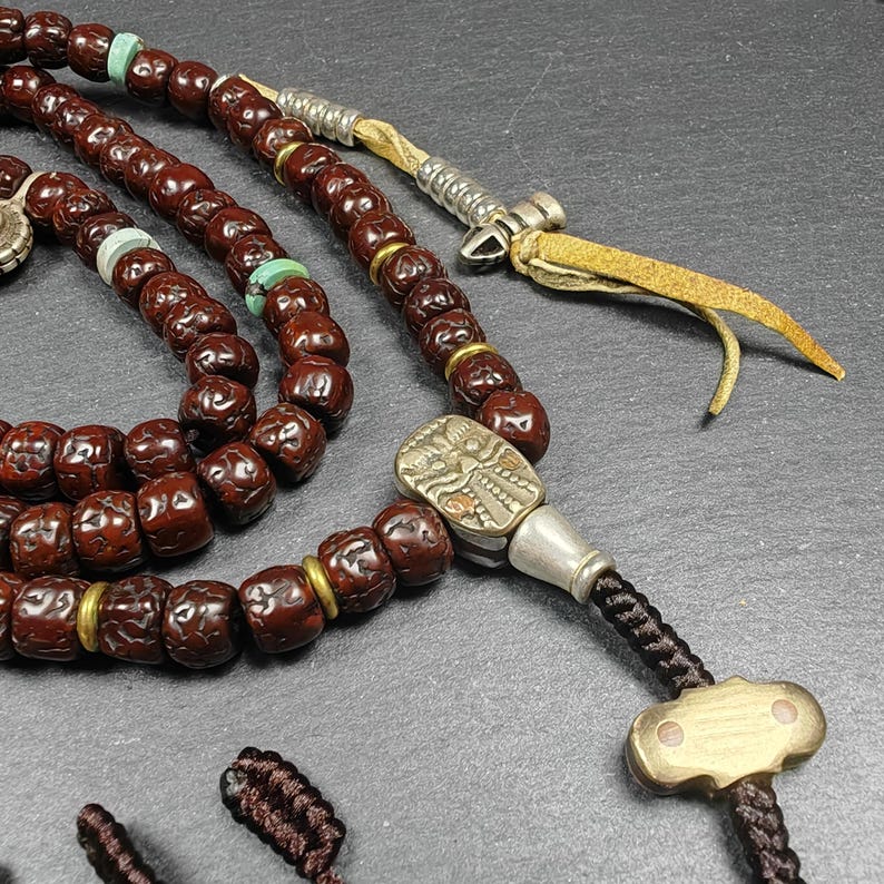 Authentic 8mm Rudraksha Necklace Mala: Tibetan 108 Prayer Beads Rosary - 40cm Stretched