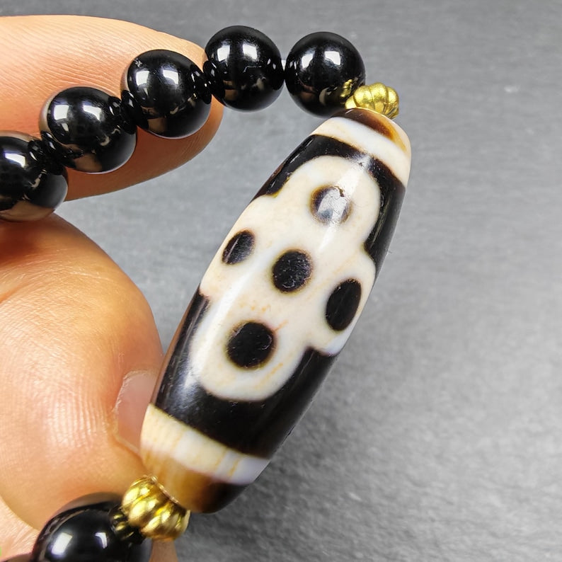 Thunder 5 Eyes Dzi Wrist Mala - Gandhanra Unique Tibetan Dzi + Black Onyx + Agate Bracelet - Spiritual Gift
