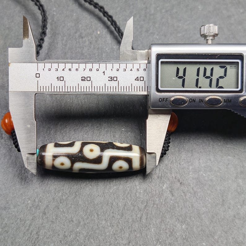 9 Eyes Dzi Bead Necklace 41*12mm