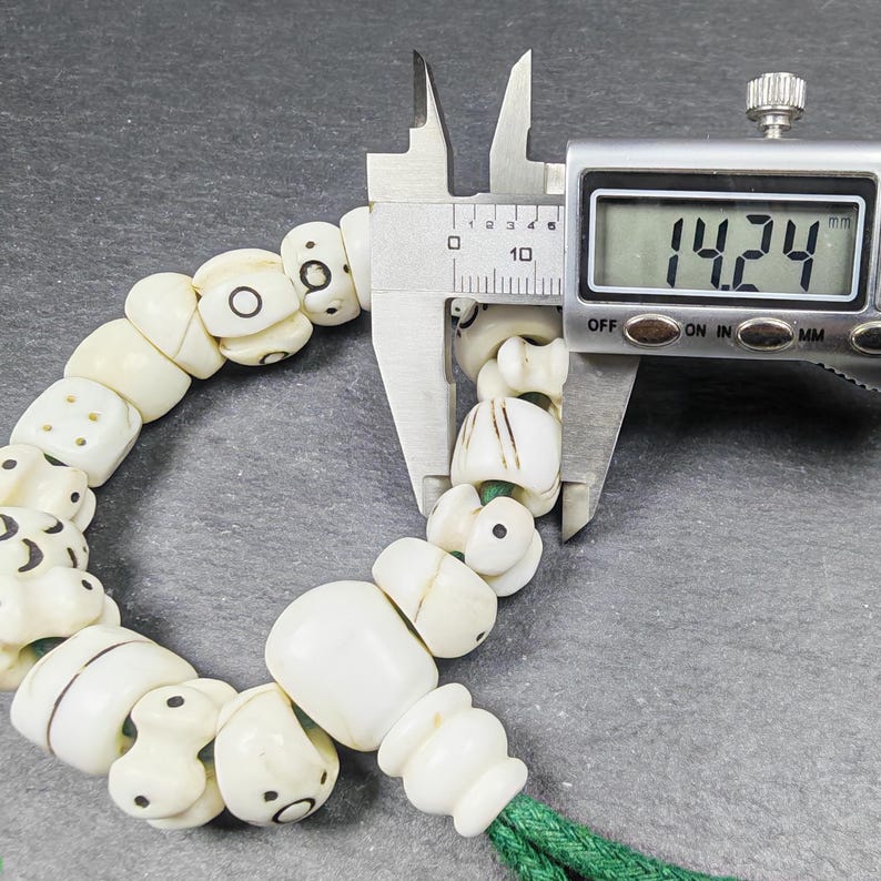 14mm Conch Shell Wrist Mala