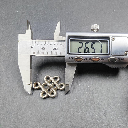 Vintage Lucky Knot Amulet Endless Knot Charm Mala Pendant