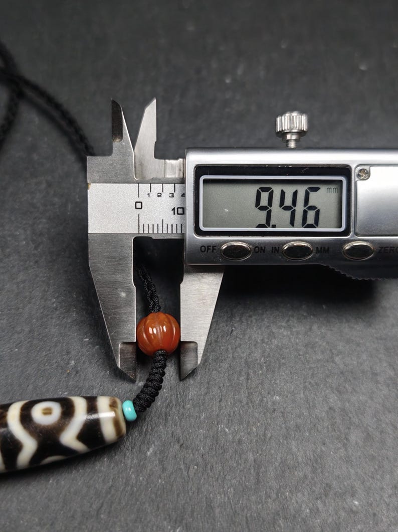 Mandala 6-Eyes Dzi Necklace