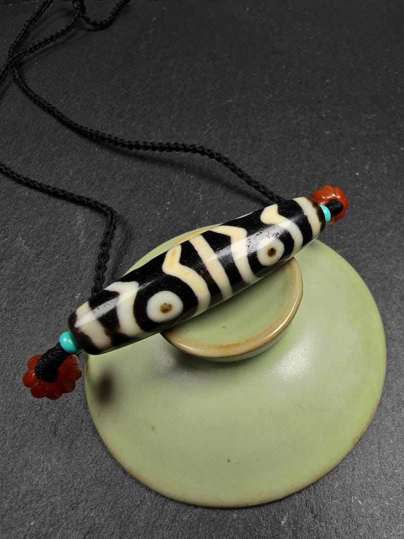 Mandala 6-Eyes Dzi Necklace