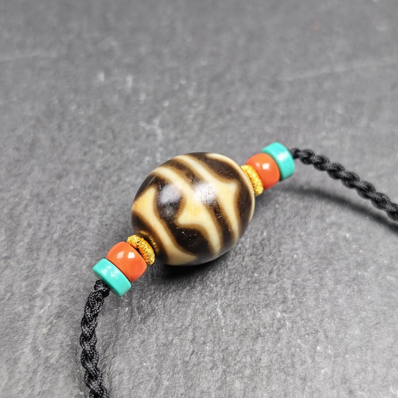 Tiger Tooth Dzi Bead Collarbone Pendant Necklace | 20*18mm
