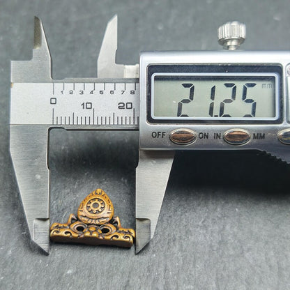 Deer & Dharma Wheel Pendant - 20mm