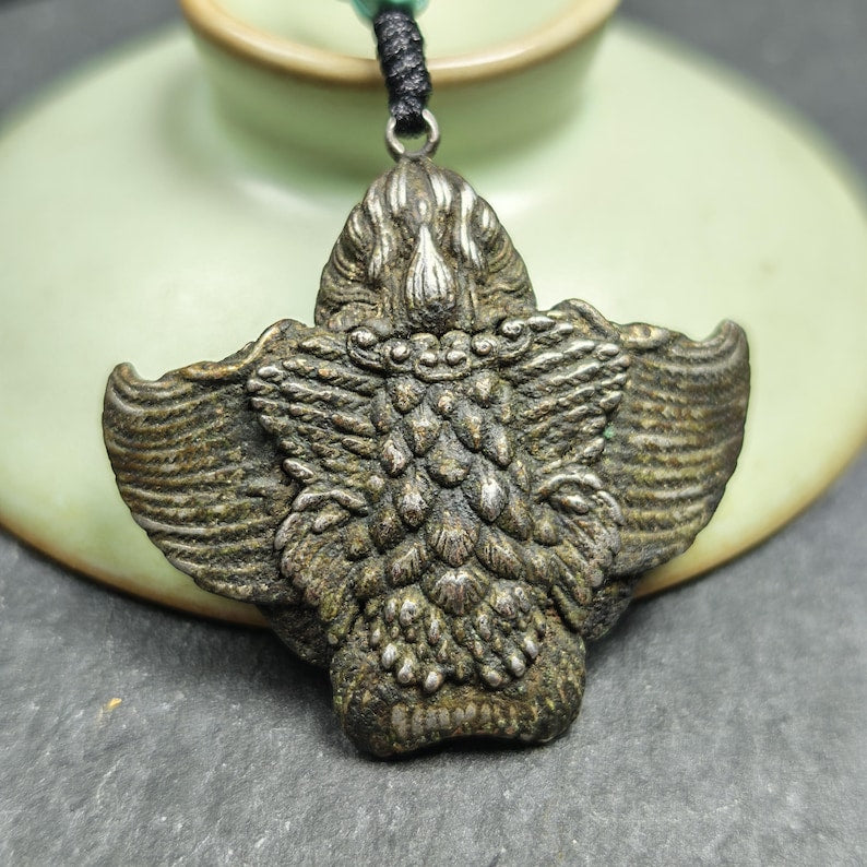 Antique Garuda Amulet | 38*41mm