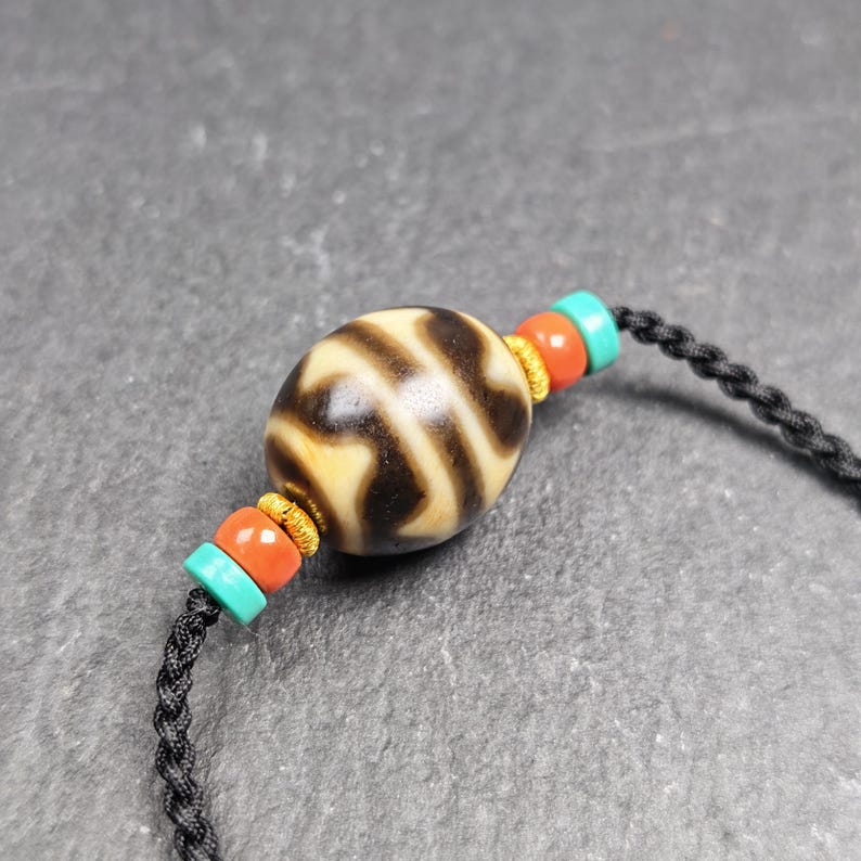 Tiger Tooth Dzi Bead Collarbone Pendant Necklace | 20*18mm