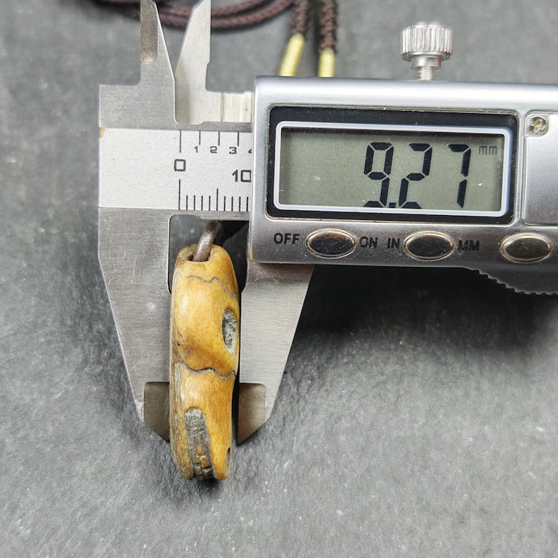 Bird Skull Amulet - Beak Mask Pendant - 31×20×9mm