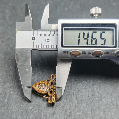 Deer & Dharma Wheel Pendant - 20mm