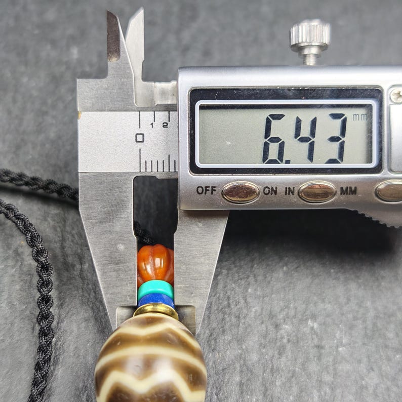 Dzi Bead Necklace - Wave Totem Dalo Dzi Clavicle Chain 20*18mm