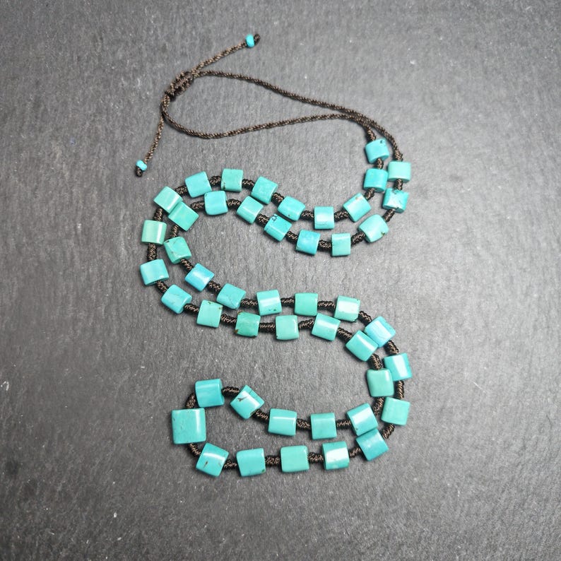 Turquoise Beads Necklace for Woman 40cm Length