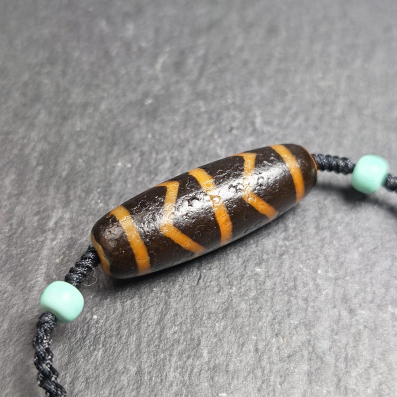 Authentic Wave Totem Dzi Clavicle Chain | 39*13mm