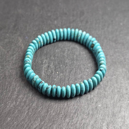 Turquoise Bracelet - Old Tibetan Wrist Mala - Tibetan Buddhist mala beads, front view