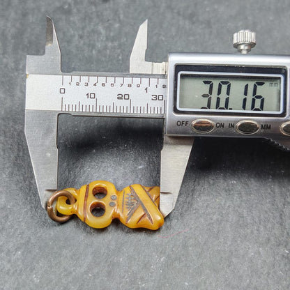 Skull Pendant - Yak Bone Carved Tibetan Amulet - 30×16mm