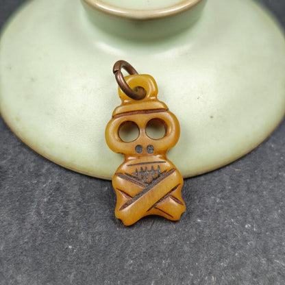 Skull Pendant - Yak Bone Carved Tibetan Amulet - 30×16mm