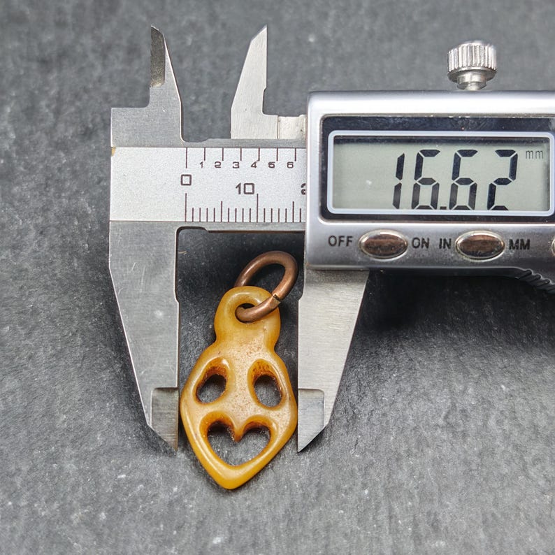 Ghost Skull Pendant - Yak Bone Carved Tibetan Amulet - 30×16mm