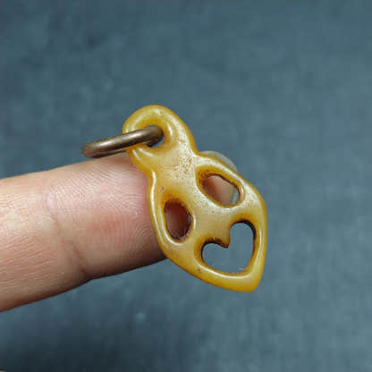 Ghost Skull Pendant - Yak Bone Carved Tibetan Amulet - 30 - Tibetan Buddhist amulet, view 9