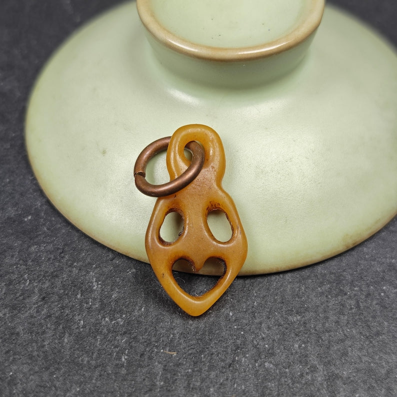 Ghost Skull Pendant - Yak Bone Carved Tibetan Amulet - 30×16mm